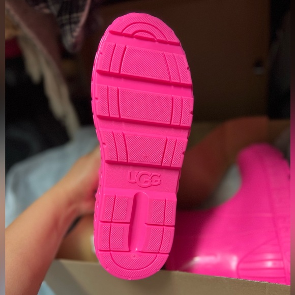 UGG Drizlita Taffy Pink - Picture 4 of 6